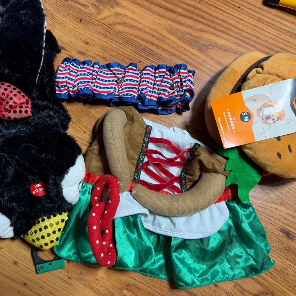Hyde & EEK Pet Costume Lot Mummy Mermaid Cheerleader Burger S/M M New Tag